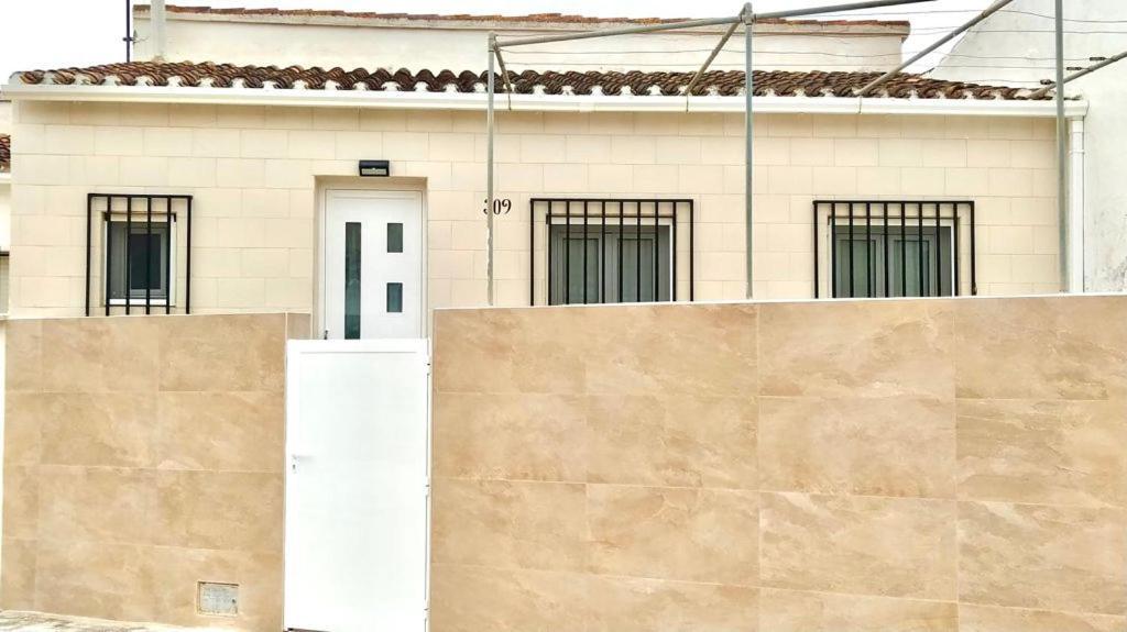 Adosado De 140M2 Con Terraza A 50 M De La Playa Denia Exterior foto